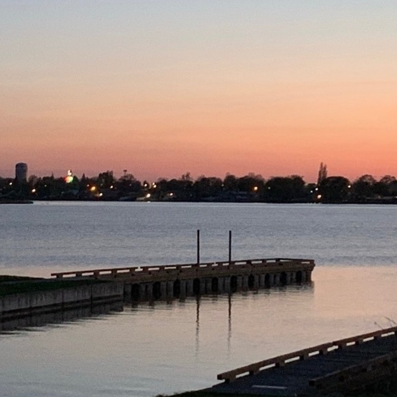 Meet your Posher, Erica - Picture 8 of 16